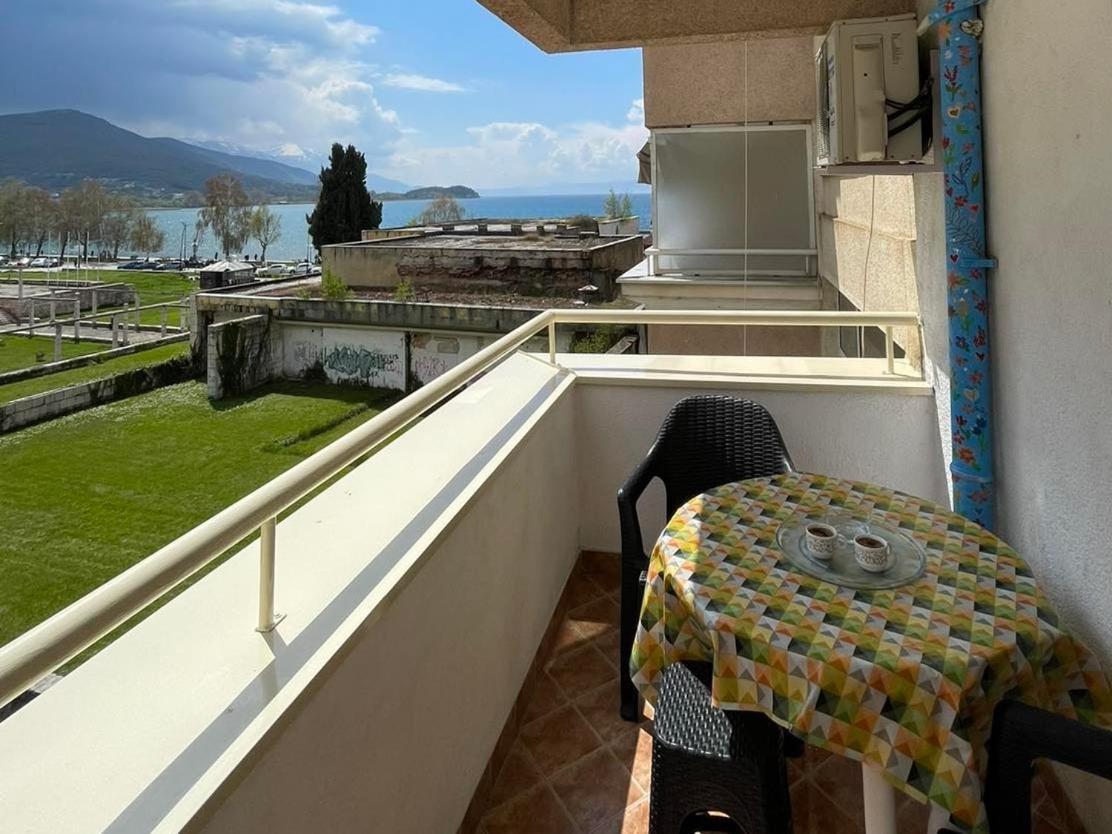 Hana Apartment Ohrid Bagian luar foto
